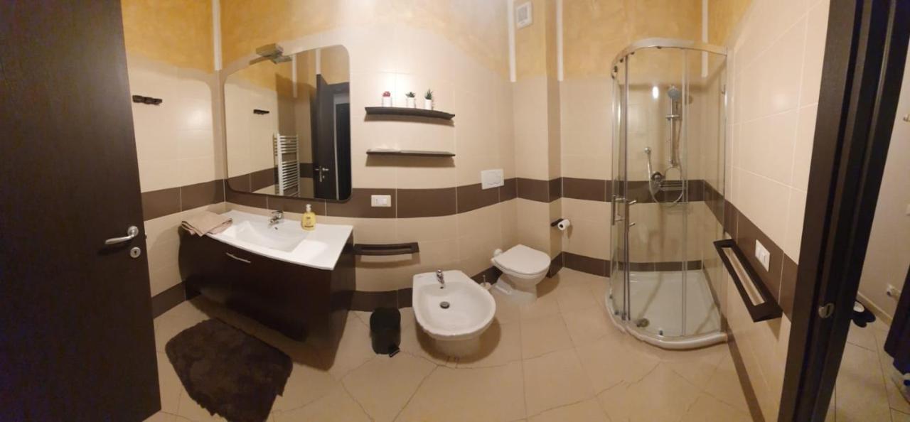 La Casina Di Eri Lägenhet Livorno Exteriör bild
